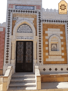 الفرق بين الحوش والمقبرة